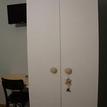 Il Vicolo 48 Πέζαρο